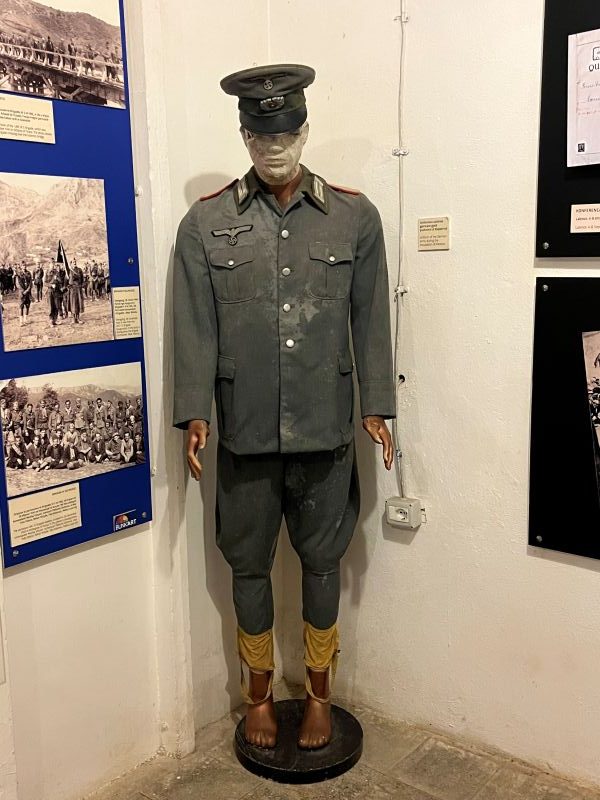Albanie Bunker'art1